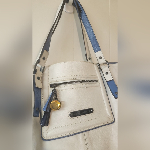 Juicy Coture Elegant White and Blue Tote Bag HUGE!! - Picture 2 of 8
